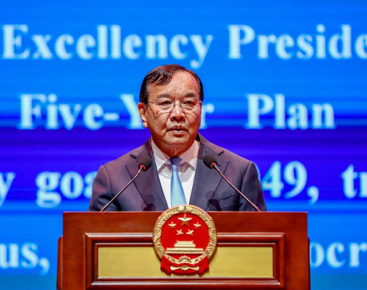 柬埔寨司法部长出席中国国庆77周年招待会