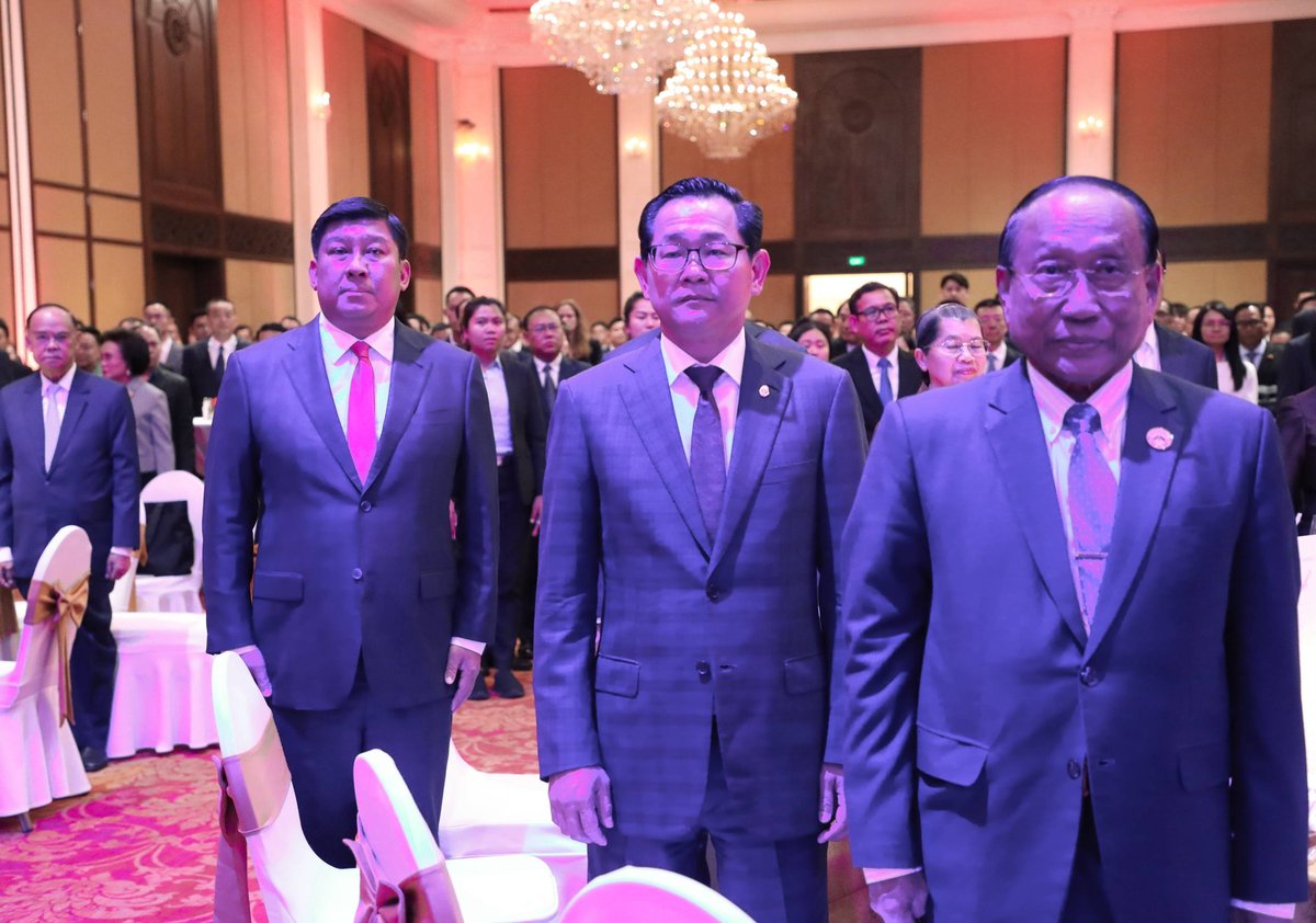 柬埔寨司法部长出席中国国庆77周年招待会