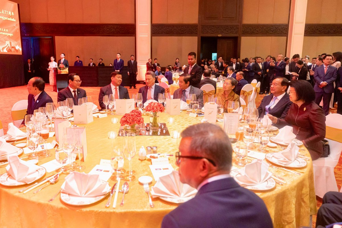 柬埔寨司法部长出席中国国庆77周年招待会