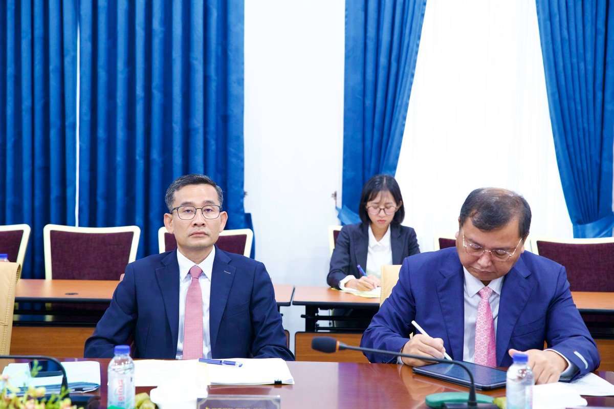 柬埔寨副总理兼司法部长高利顺主持召开反洗钱及反恐融资国家协调