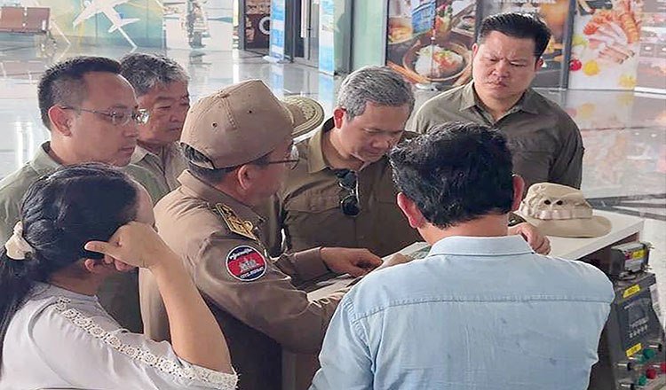 洪玛奈总理于周六视察国公省曾用于网络诈骗的地点,并指示当局继