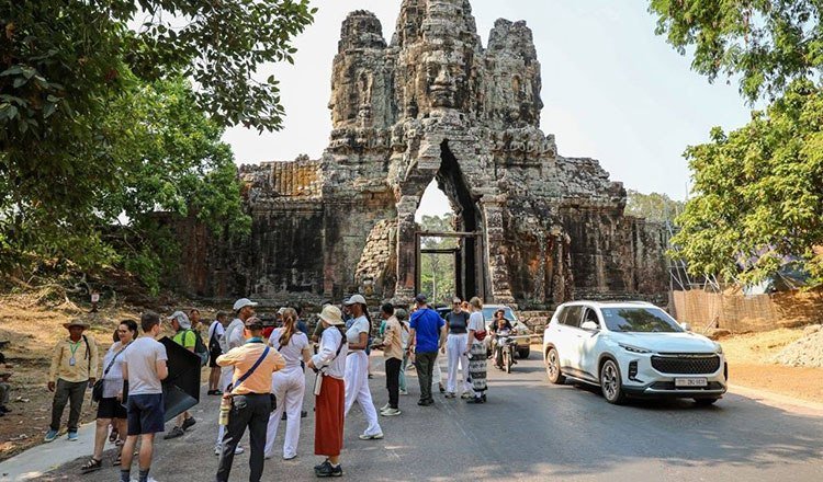 柬埔寨前7个月国际游客骤降46% 旅游业复苏承压