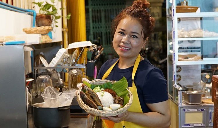 柬埔寨务工者回国创业 在金边开设马来风味餐厅