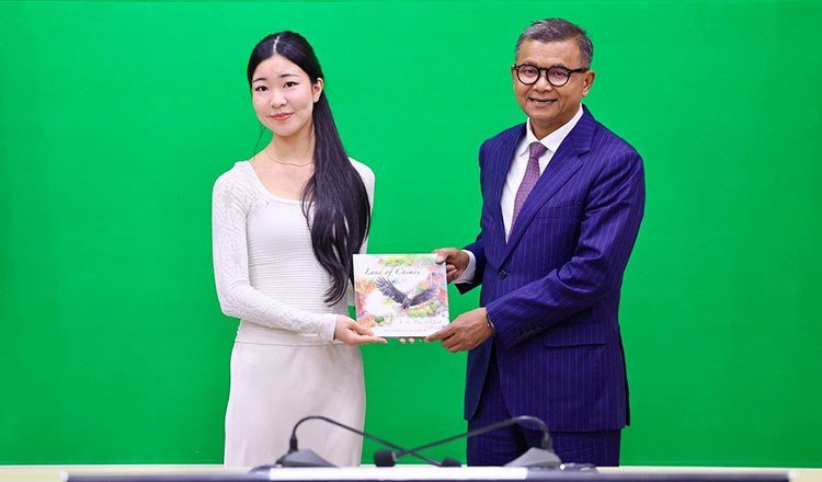 300本双语绘本捐赠全国公立小学 鼓励儿童表达自我