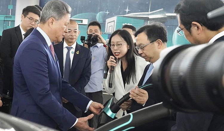 比亚迪闪充技术落地柬埔寨 年内建成18座旗舰站