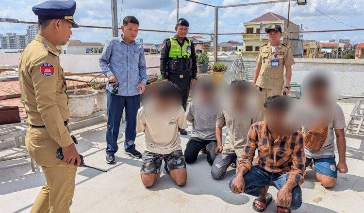 金边警方突袭诈骗窝点 9名孟加拉国籍嫌疑人被捕