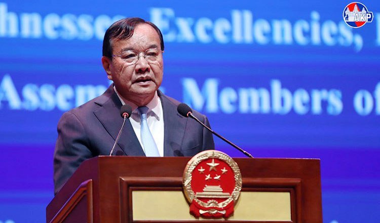 柬埔寨外交部祝贺中国国庆 重申两国铁杆友谊