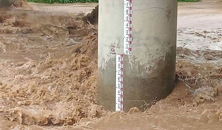 拜林省省长发布洪水预警 提醒河道周边居民防范