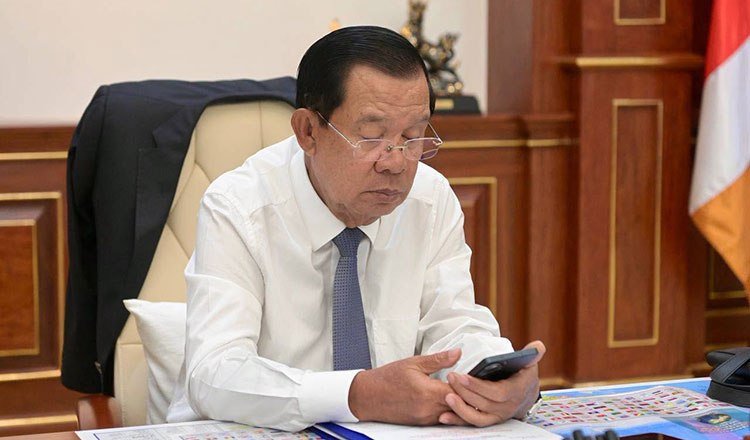 洪森回顾1998年暹粒遇袭事件 称该事件坚定其结束内战决心