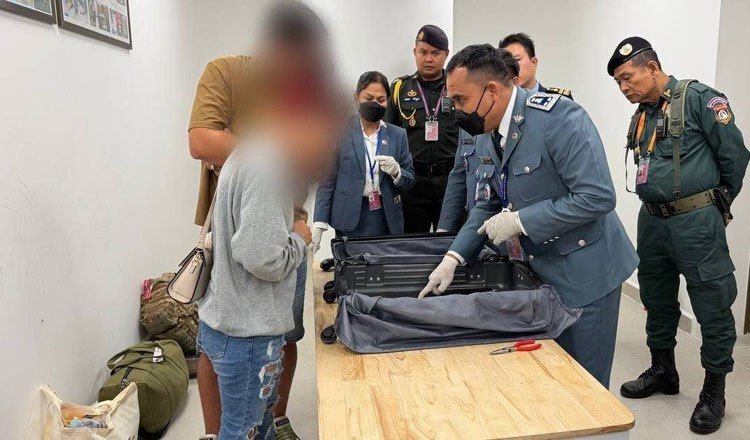 德崇国际机场查获6公斤可卡因 2名外籍嫌犯被捕