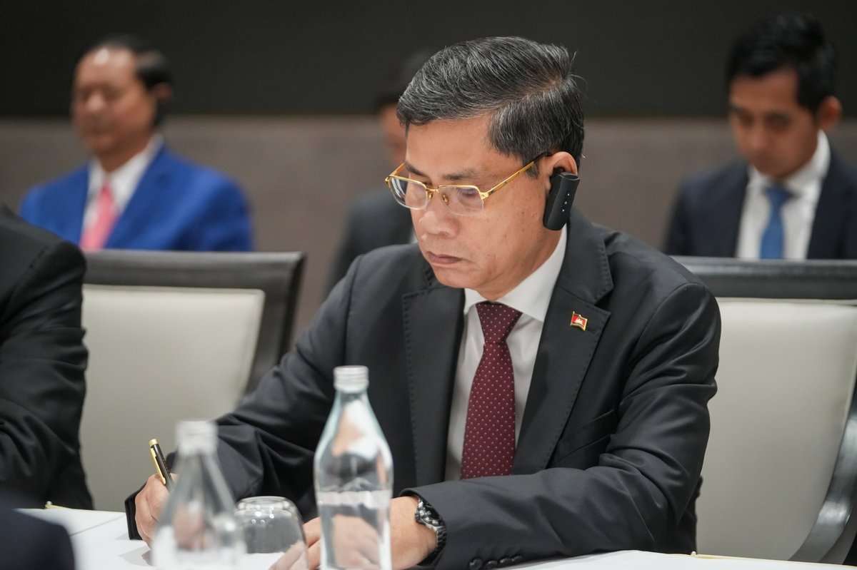 柬埔寨青年联合会与越南代表团举行会晤 加强合作