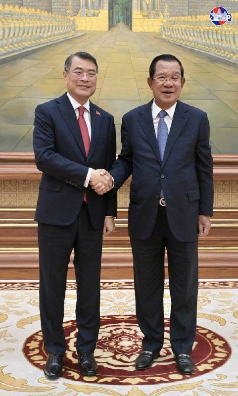 洪森会见越南总理黎明兴 双方就双边合作进行交流