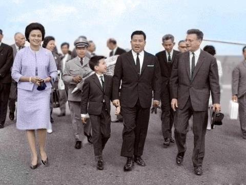 柬埔寨举行西哈努克太皇逝世14周年纪念活动