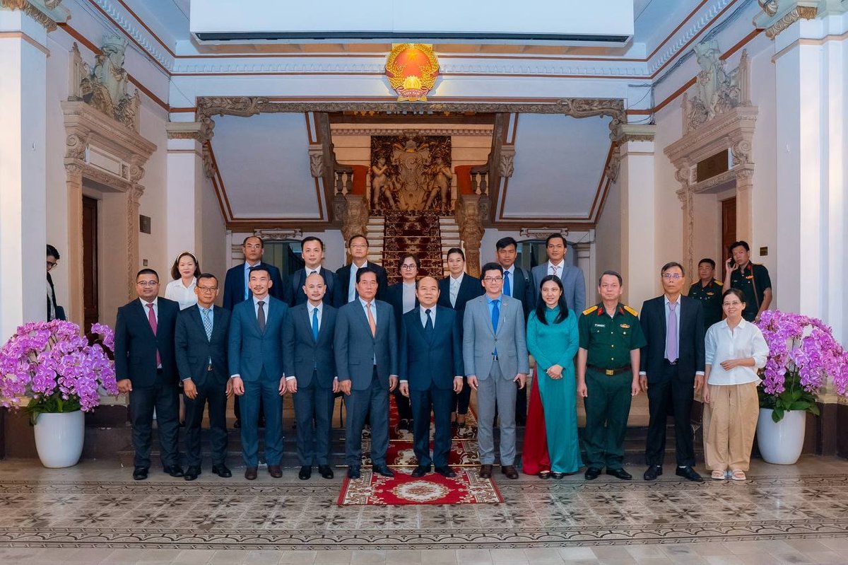 金边市长与胡志明市副主席会晤 强化双边合作