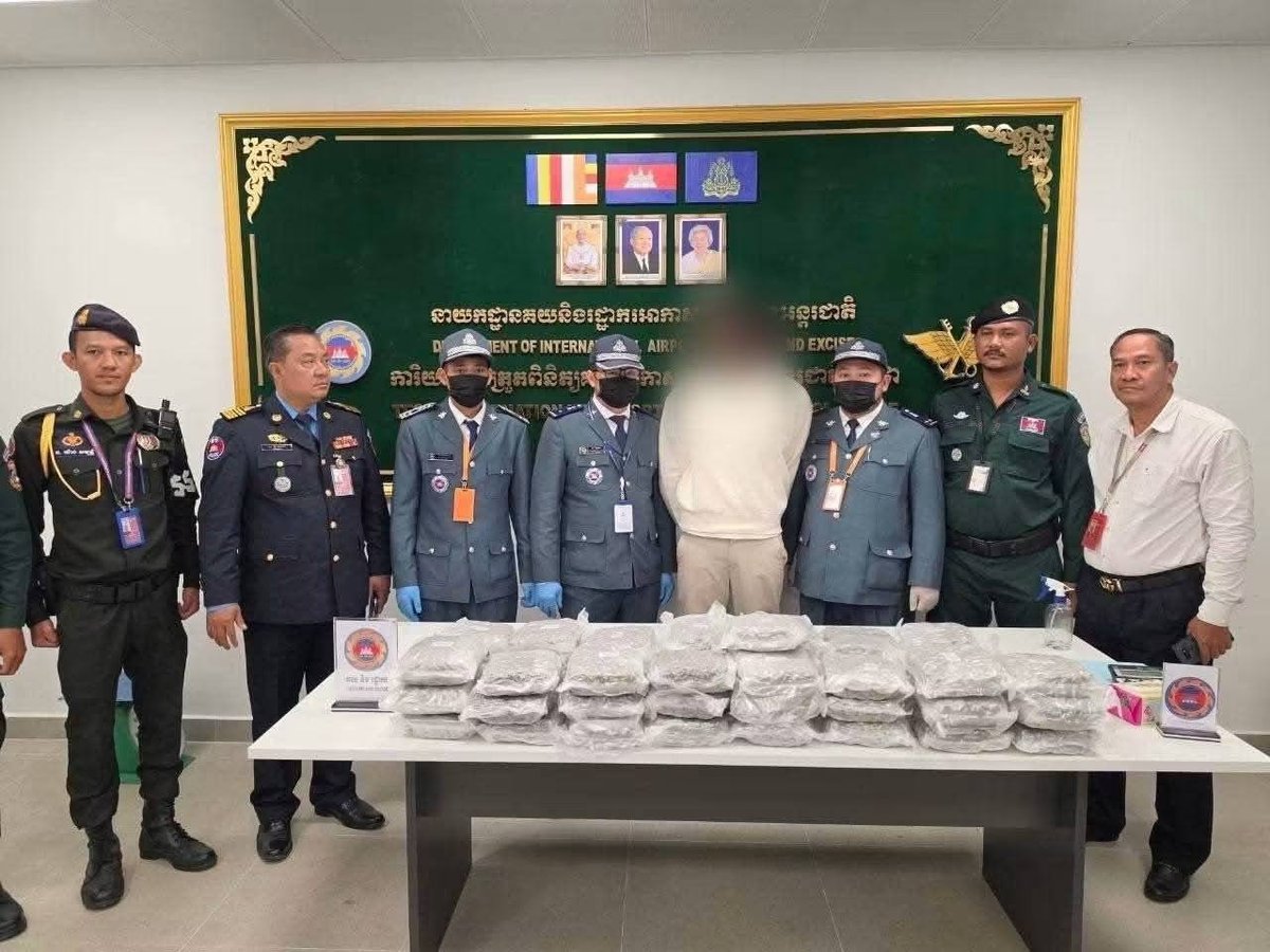德崇国际机场查获50公斤大麻 藏匿于外籍旅客行李