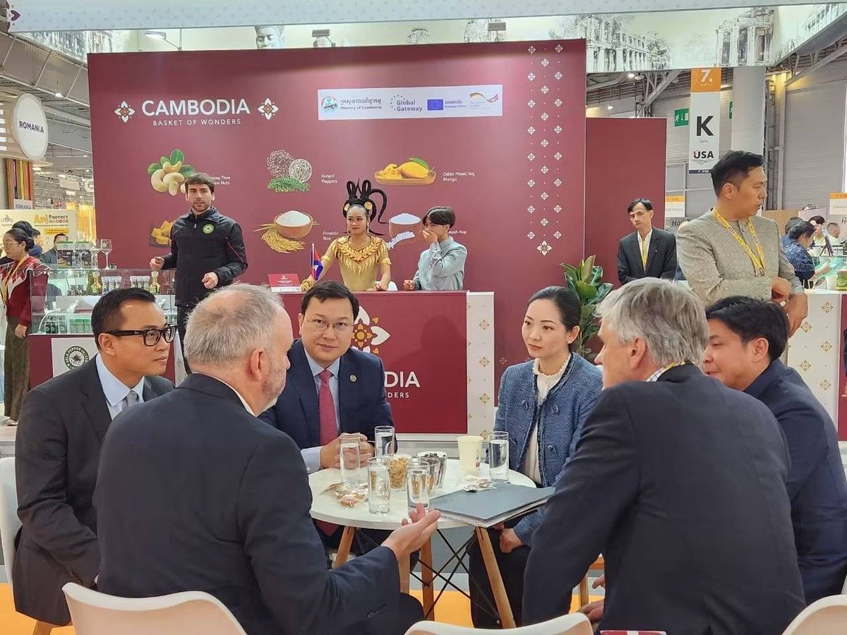 柬埔寨16家企业携优质农产品及食品参加在法国举办的SIAL