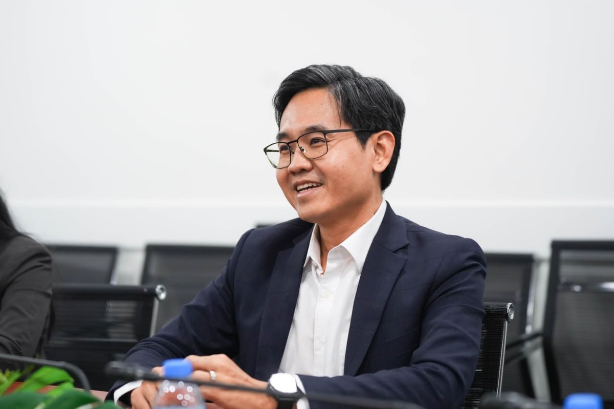 德崇初创中心与加华银行探讨深化金融科技合作