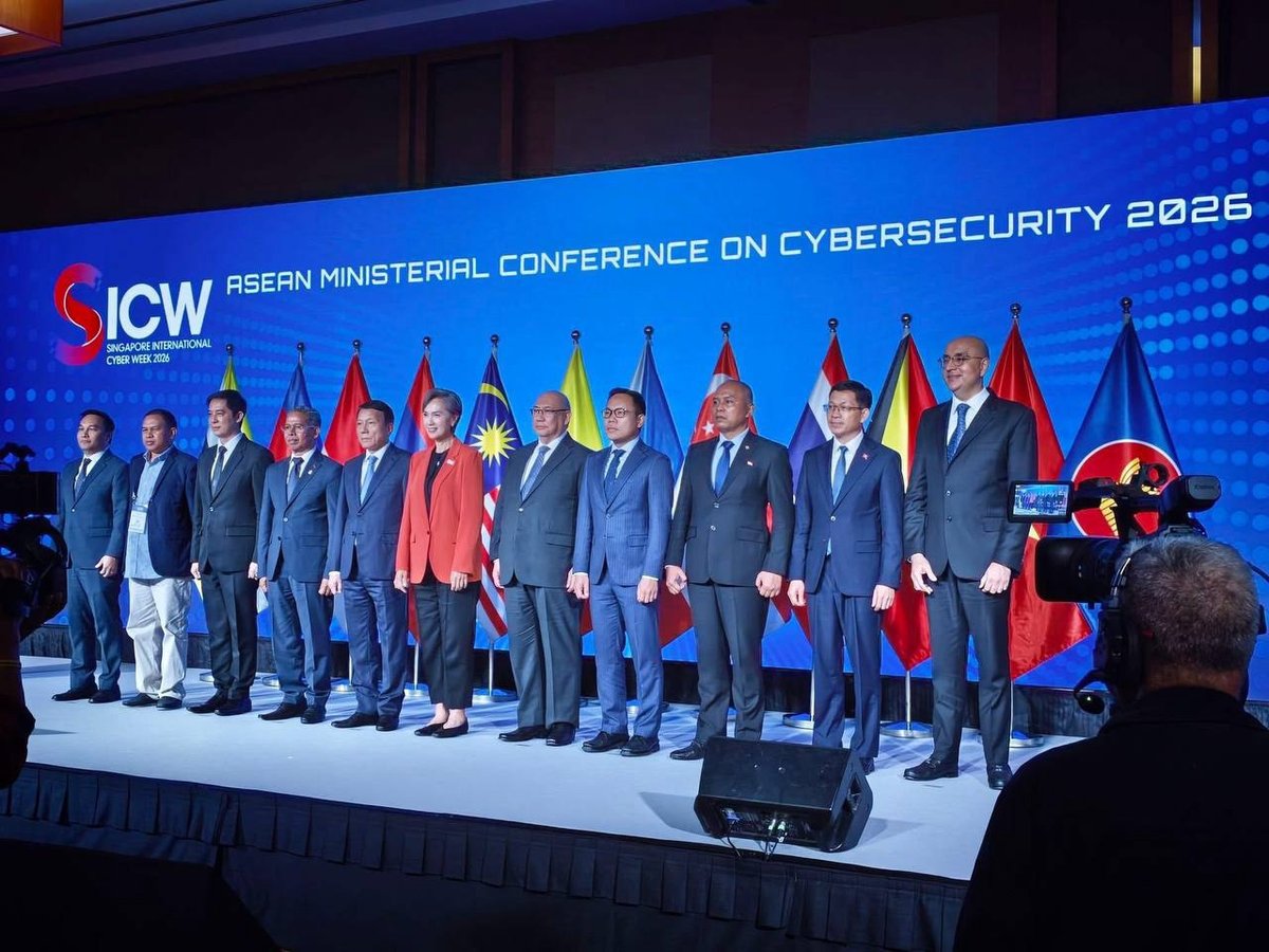 柬埔寨代表团出席新加坡国际网络安全周及部长会议