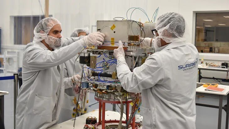 一名越南裔科学家目前在NASA领导一项关于将原子钟送往深空的