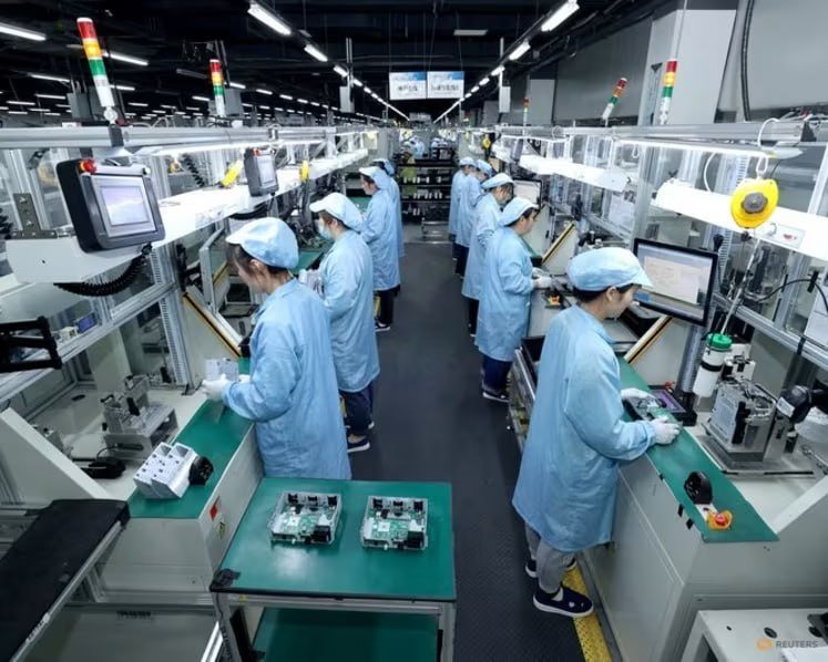 分析指出,许多中等强国在对华出口贸易中,依然无法摆脱对美国市