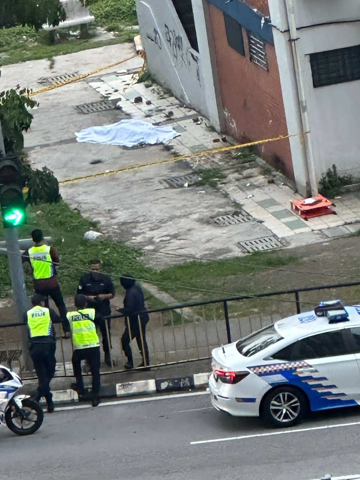 吉隆坡一公寓发生坠楼事件 警方已介入调查