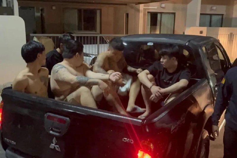 泰国警方解救3名遭铁链拘禁勒索的中国籍女子
