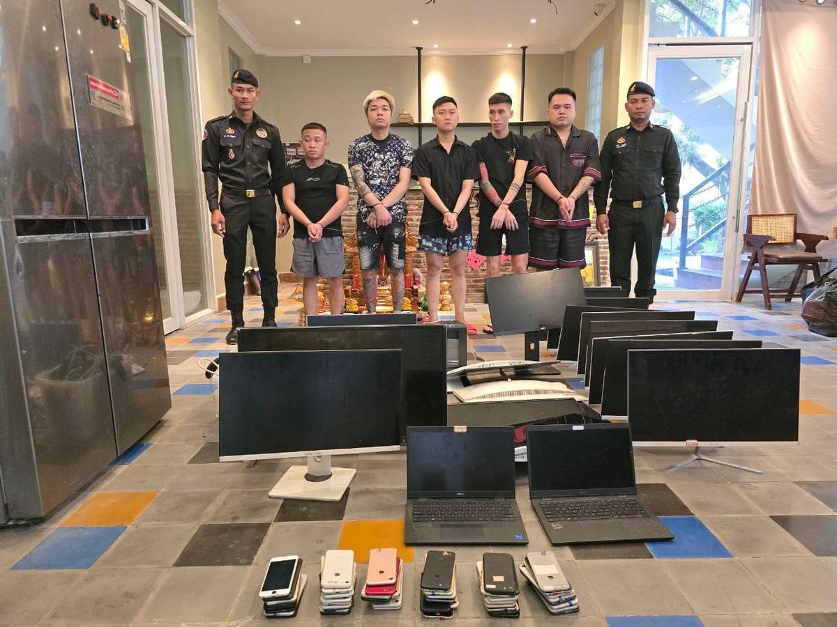 西港宪兵突袭两处诈骗窝点 抓29人含25名越南人