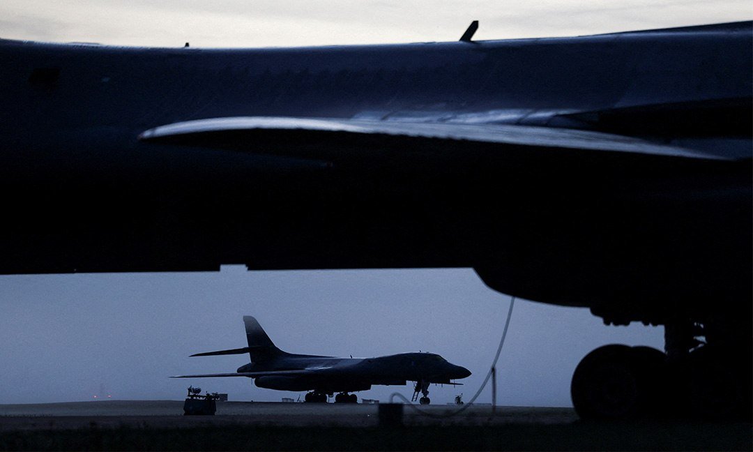 美国紧急撤离驻英空军基地轰炸机 应对安全威胁