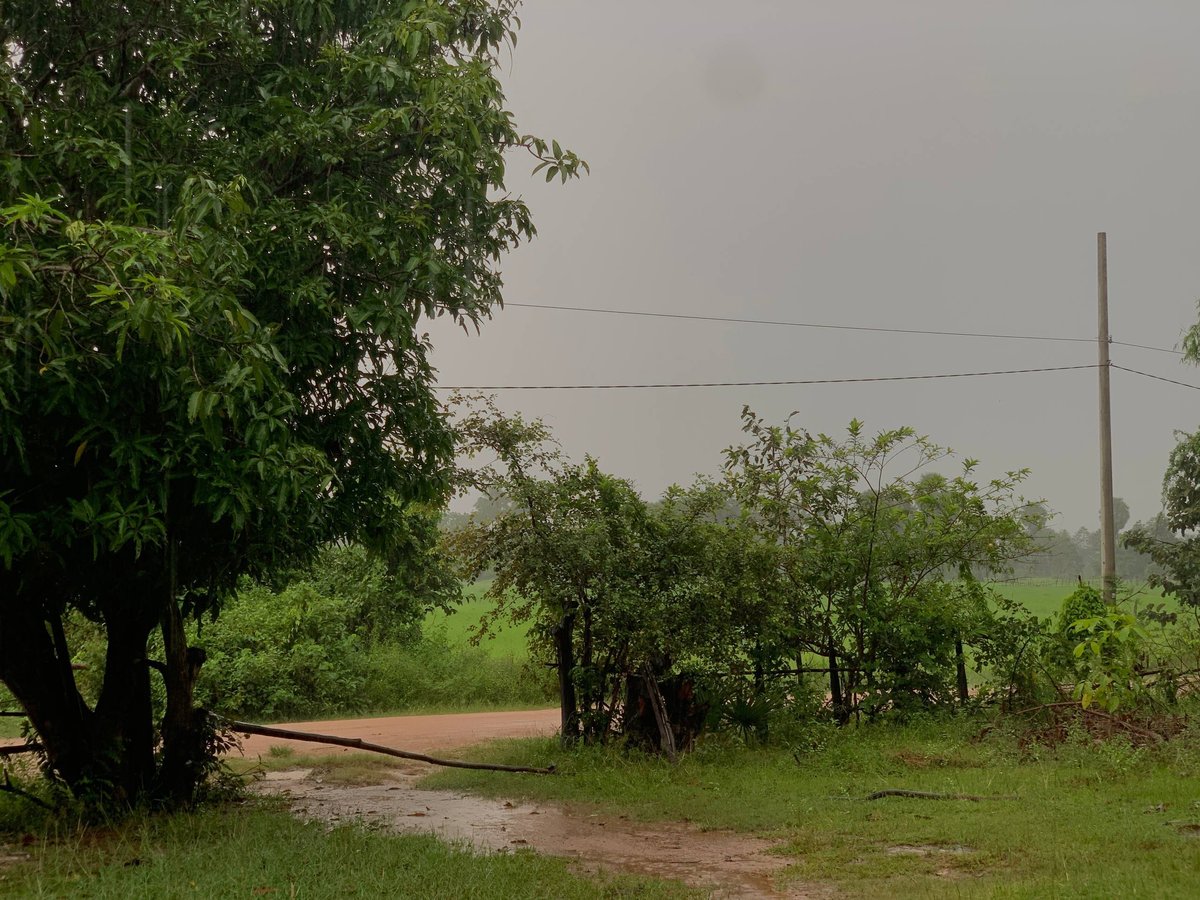 柬埔寨多地雷雨预警 伴随强雷电 处于季节转换期