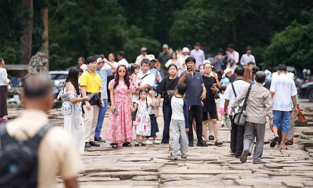 在亡人节期间,暹粒省吸引了全国最多的游客,成为最受欢迎的旅游