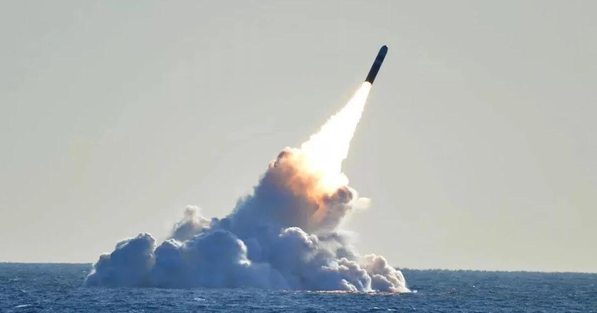 中国核潜艇试射洲际导弹 太平洋海域完成测试