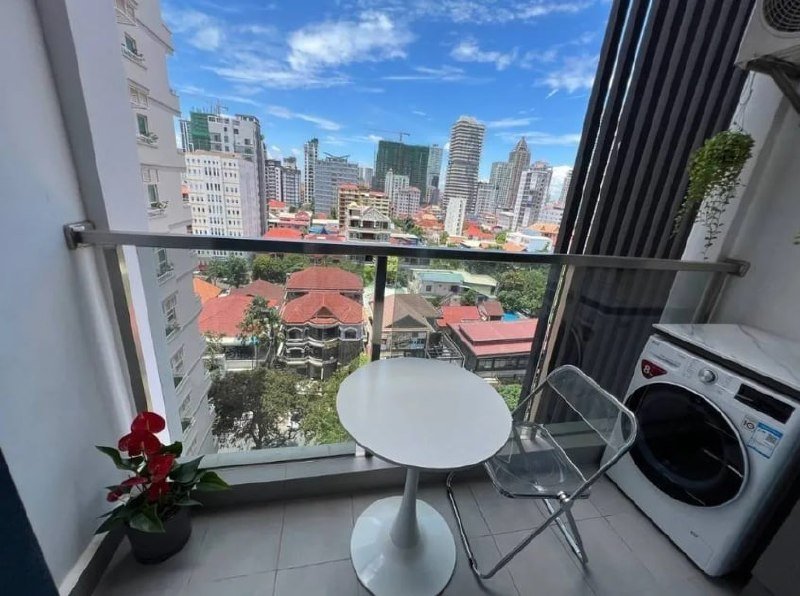 BKK1区M Residence公寓租售 售价$6.2万月租