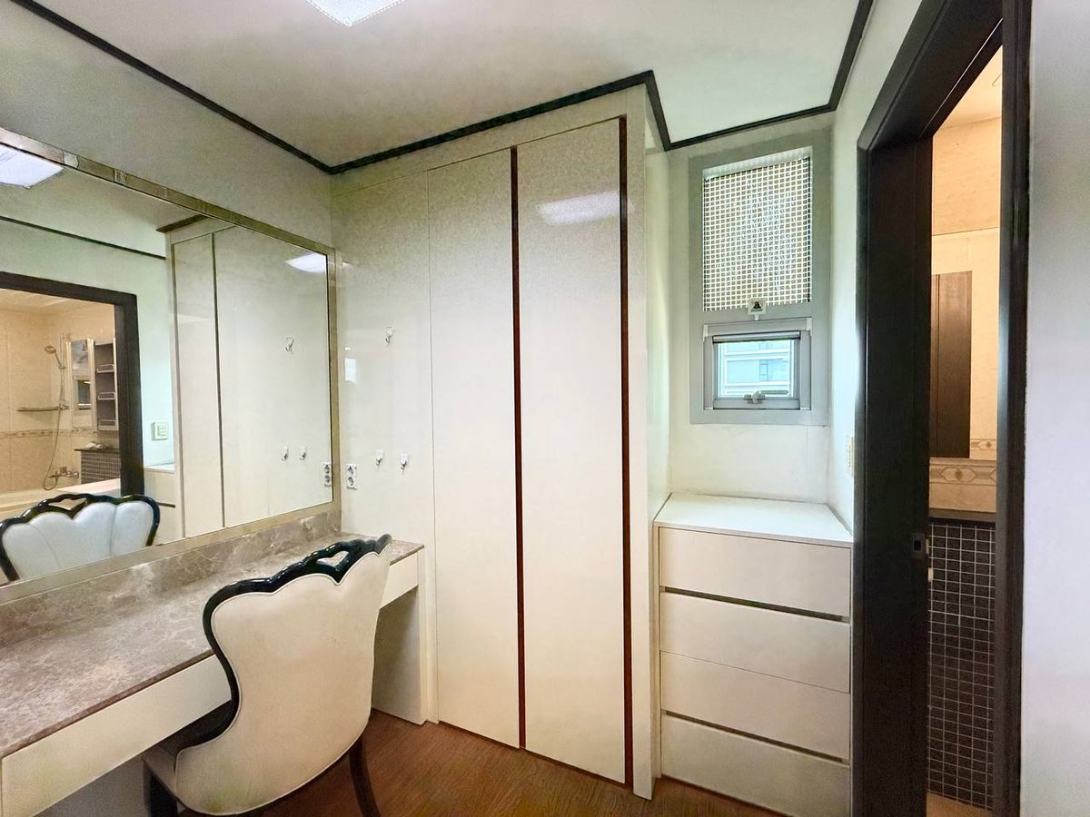 BKK1区De Castle Royal三房公寓租售