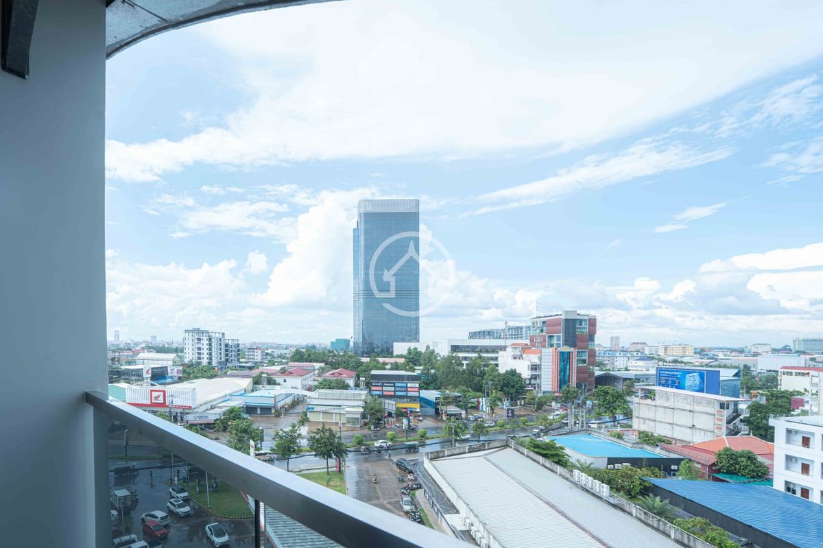水净华半岛御景高端公寓出售,精装修拎包入住,配套齐全,位于半