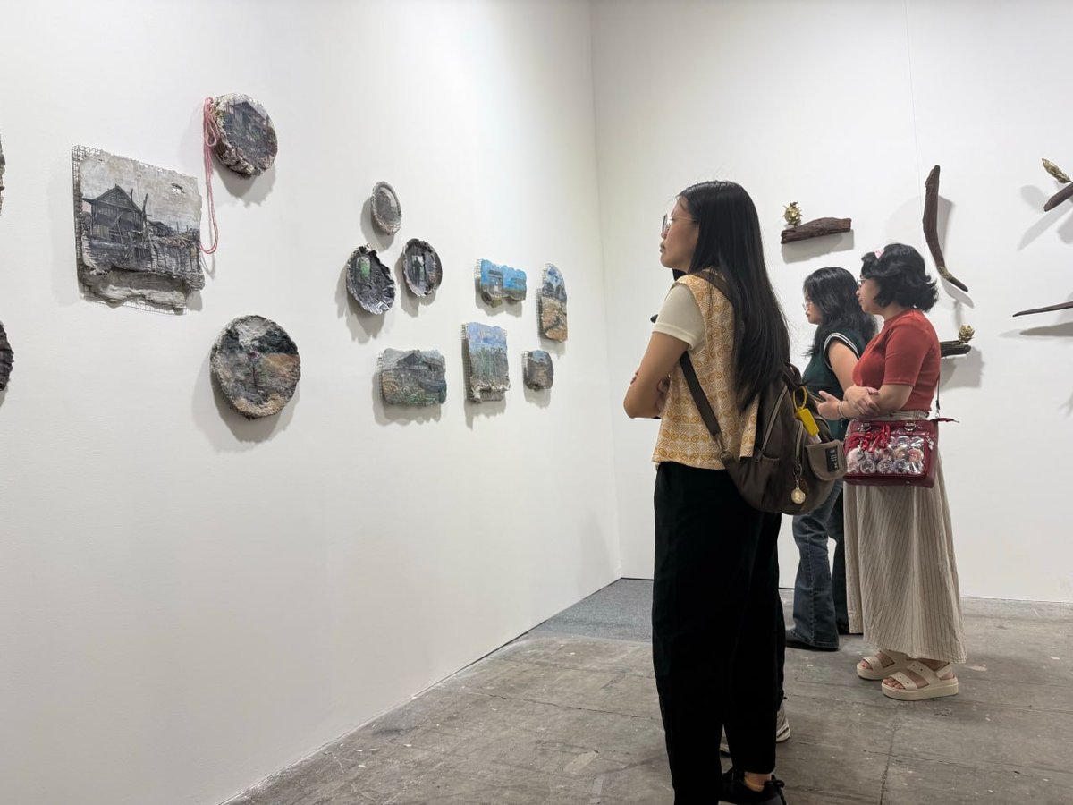柬埔寨艺术家携作品亮相雅加达艺术展
