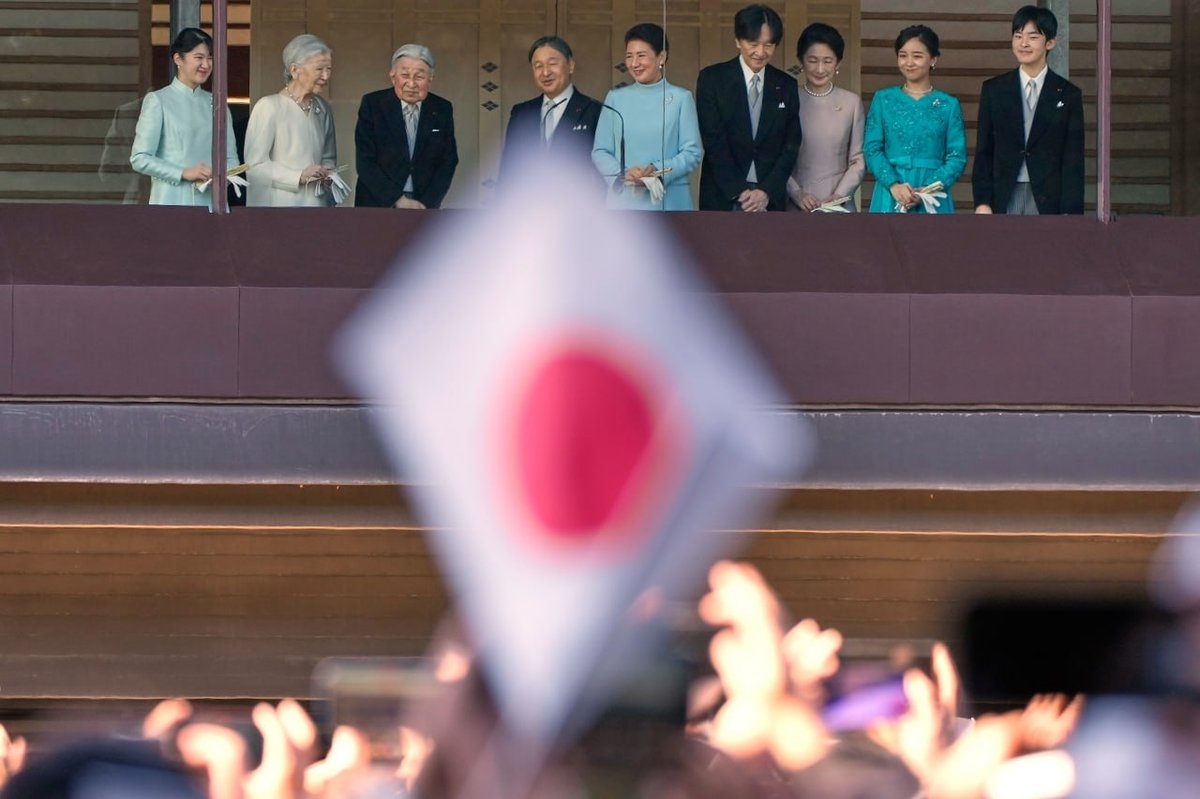日本皇室继承法修订生效 维持男性继承传统