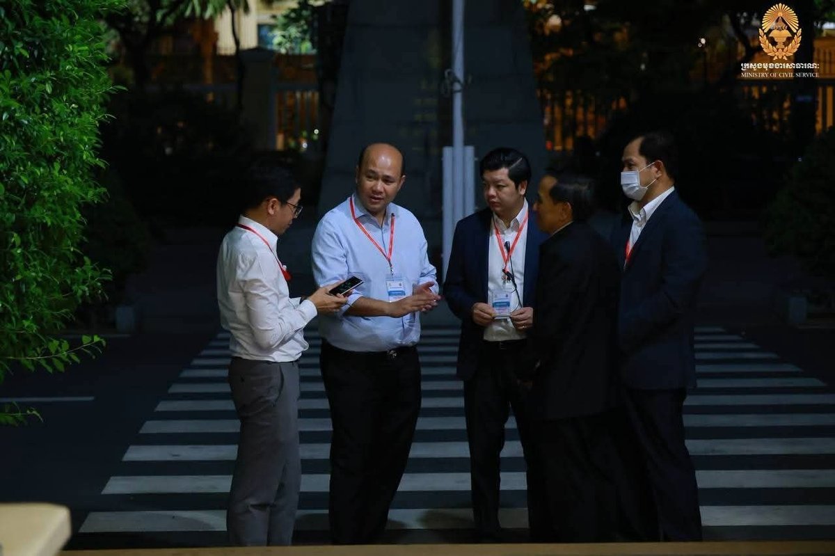 柬埔寨中学教师招聘考试评分工作顺利结束