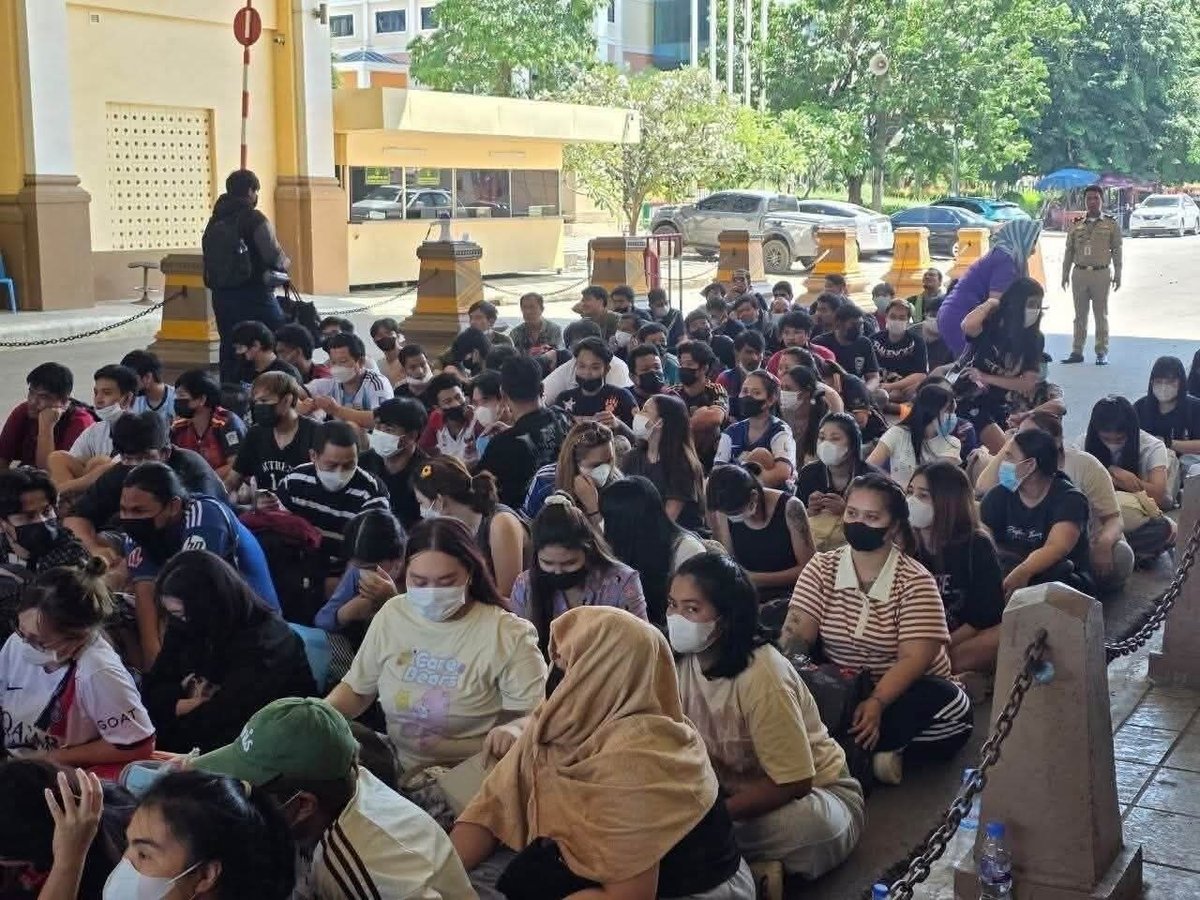 197名泰国籍诈骗犯刑满获释后被柬埔寨驱逐出境