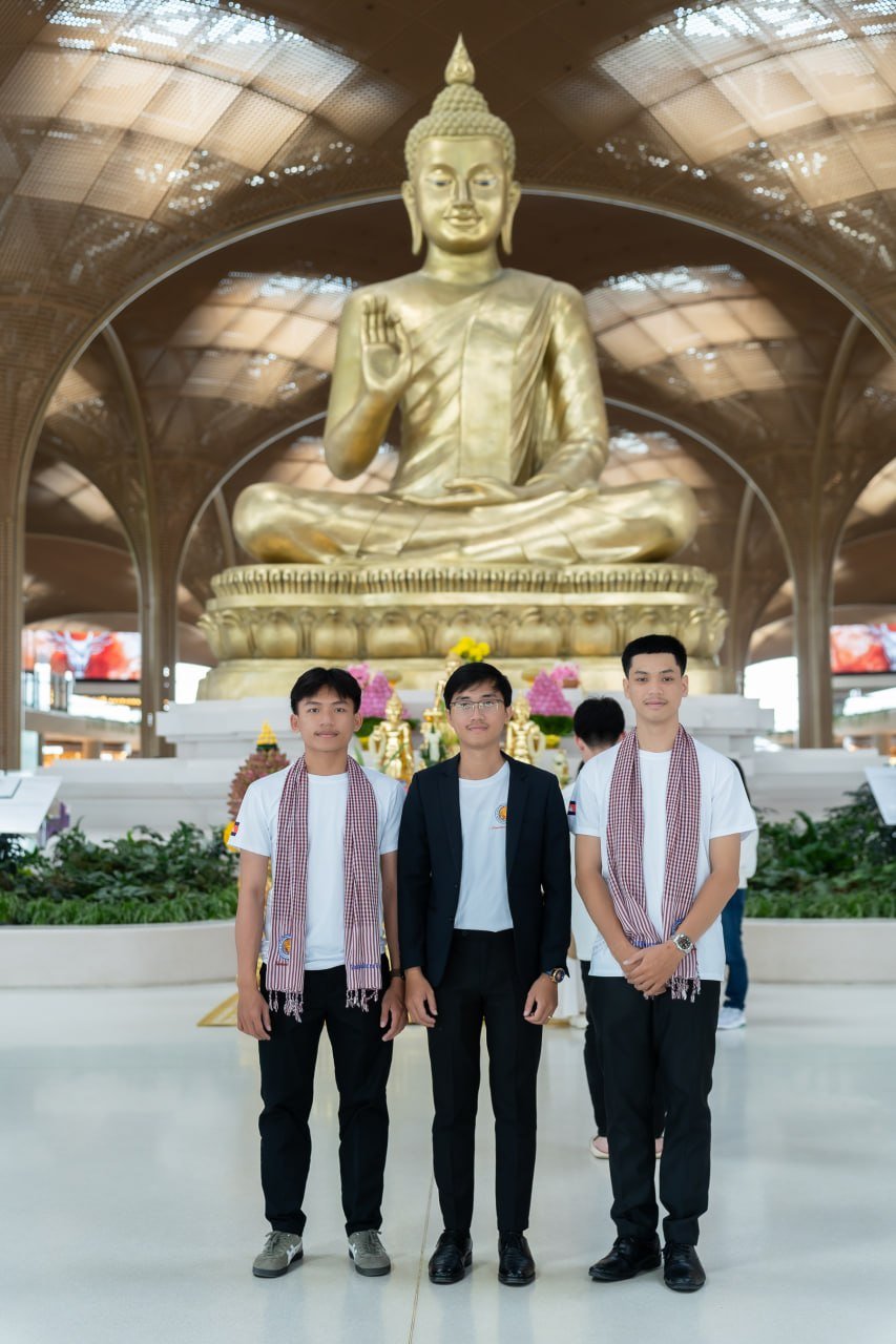 金边美国大学学生赴中国深圳参加国际模拟法庭竞赛