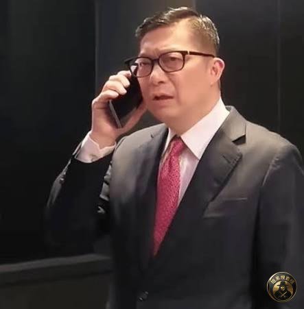 香港保安局局长邓炳强遭诈骗电话 提醒谨防假官员