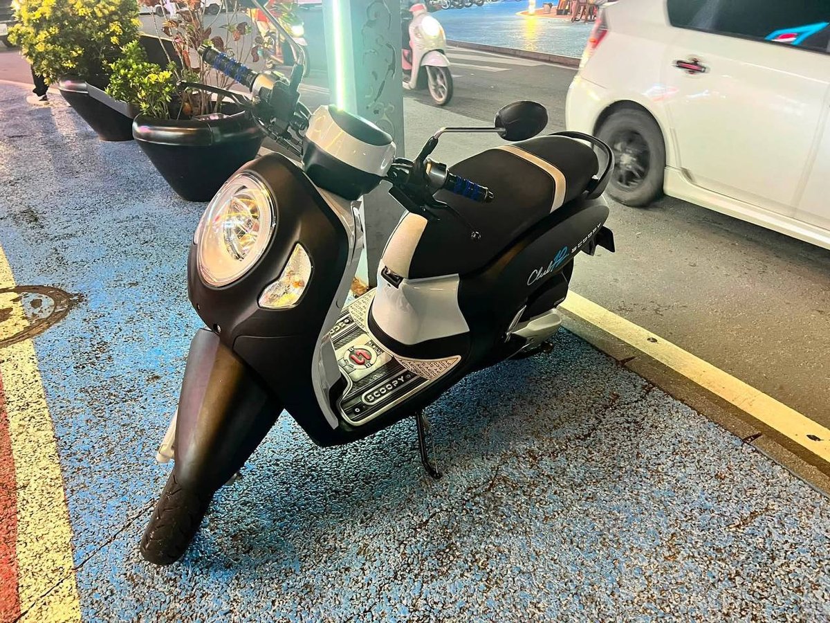 西港双狮附近转让摩托车 售价$1500手续齐全