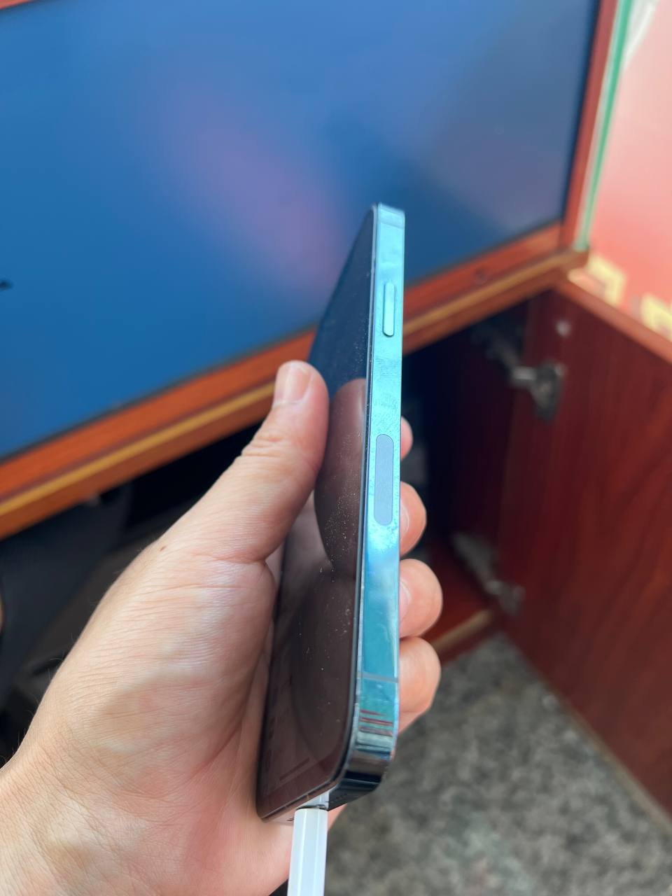西港鑫汇寄卖行转让iPhone12Pro 仅售$120