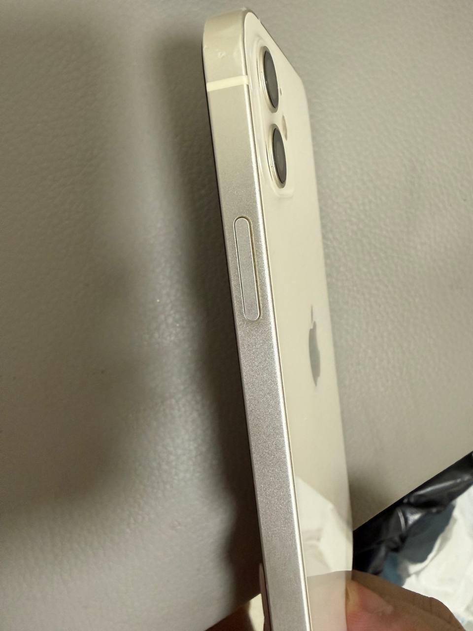 西港阳光塞纳酒店急售iPhone12 屏幕漏液仅售$68