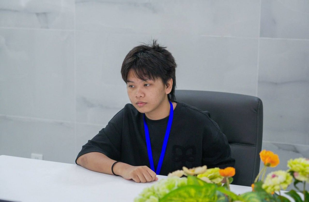 洪玛奈总理强调征兵对青年人才培养的战略意义
