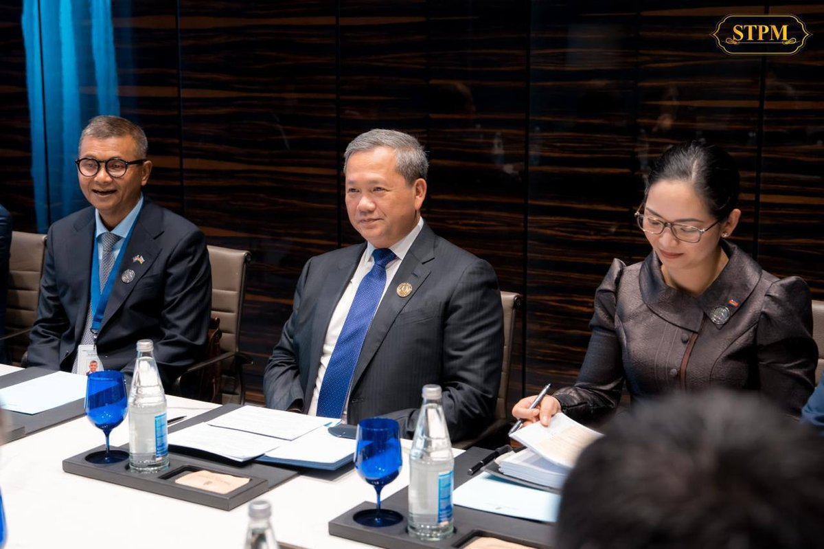 洪玛奈总理在阿塞拜疆会见以色列总统 探讨双边合作
