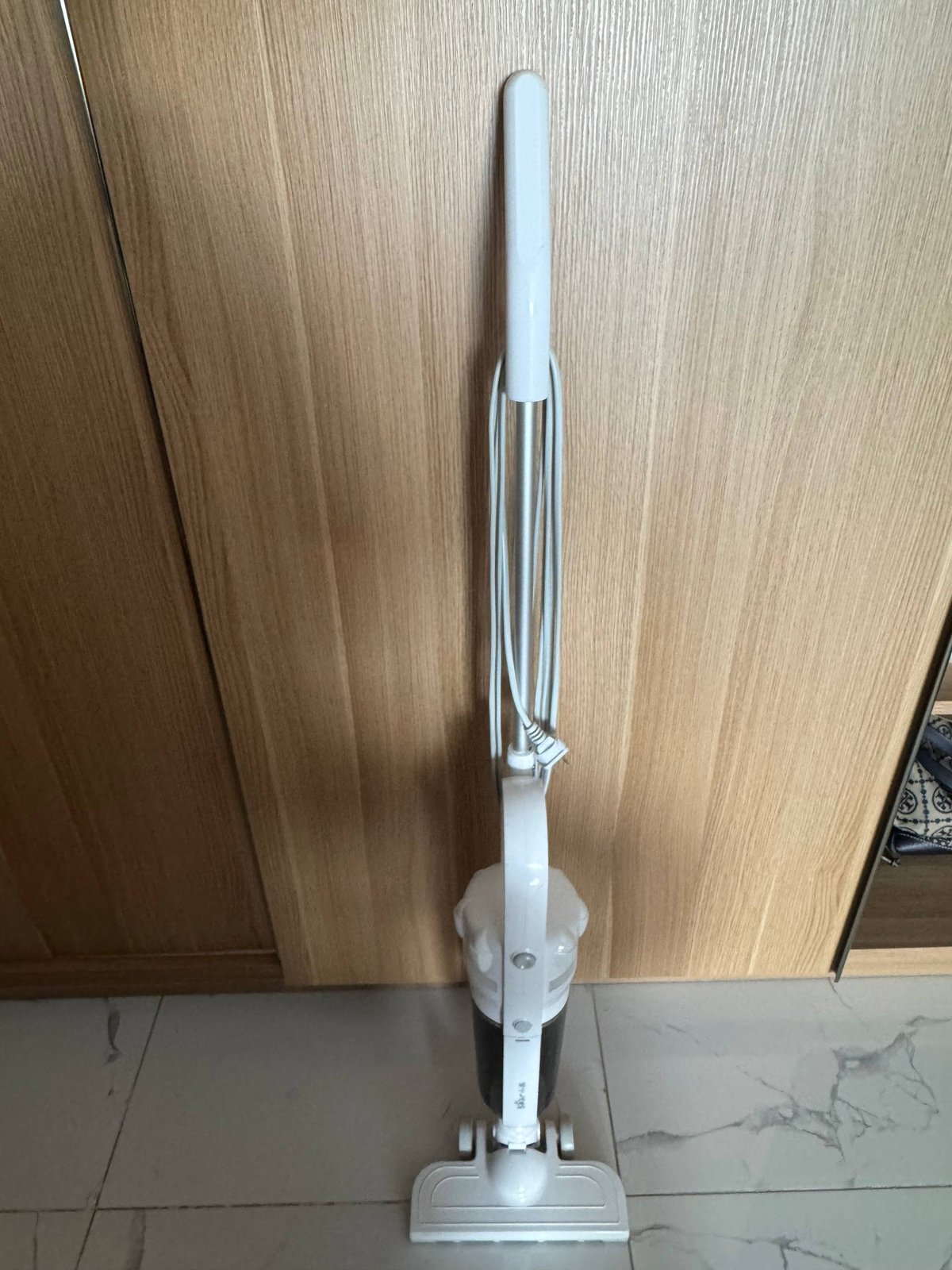 西港生活用品转让 蟑螂屋吸尘器等打包优惠