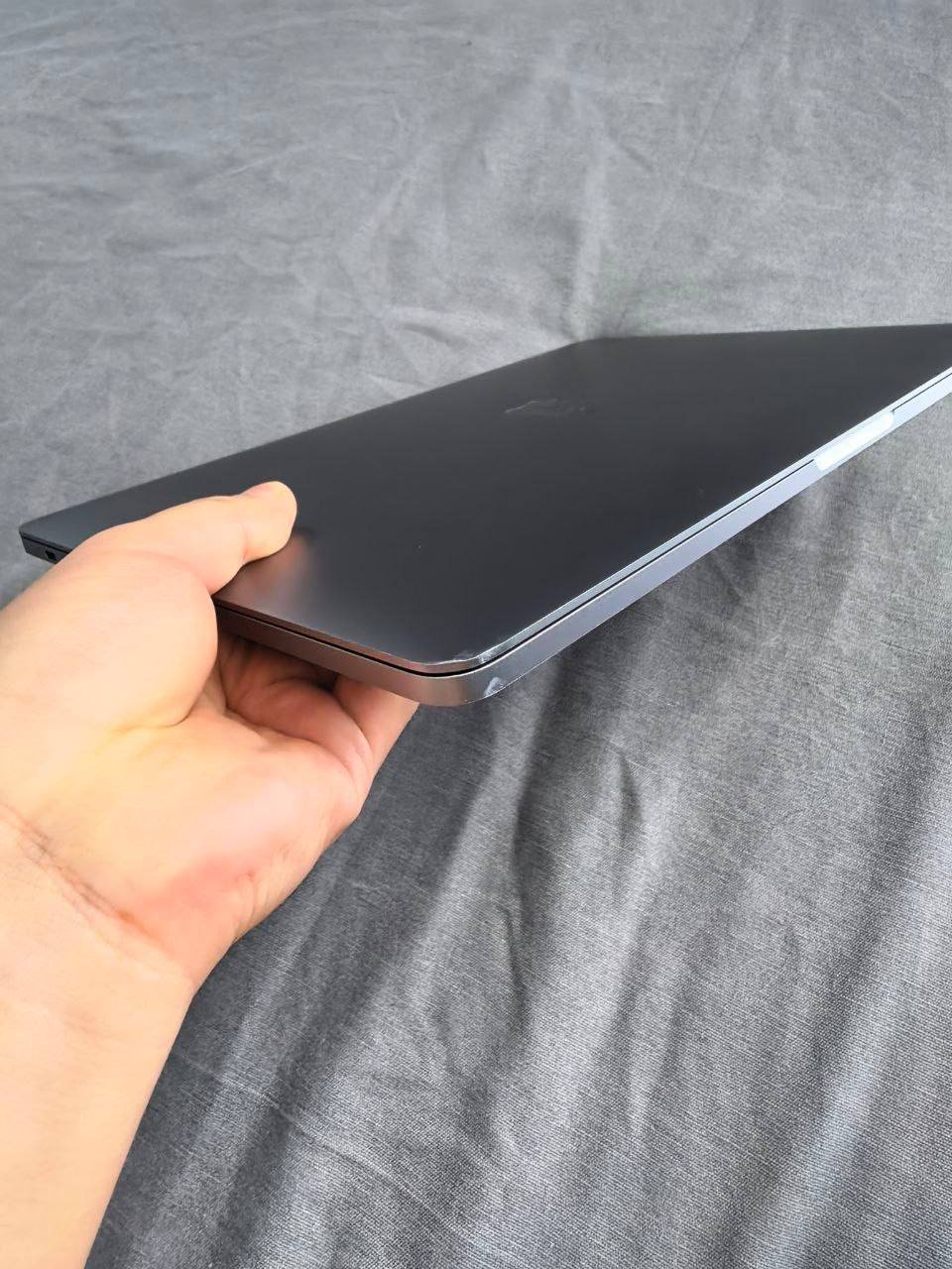 西港转让14英寸MacBook M1 Pro 8G+512G