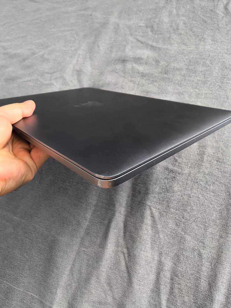 西港转让14英寸MacBook M1 Pro 8G+512G