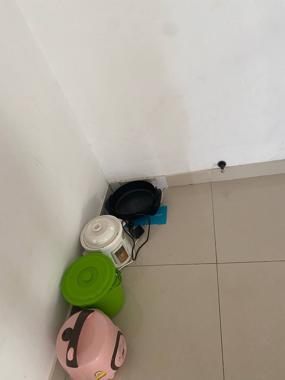 西港星际附近二手家电打包转让 冰箱电炖锅等仅售$150