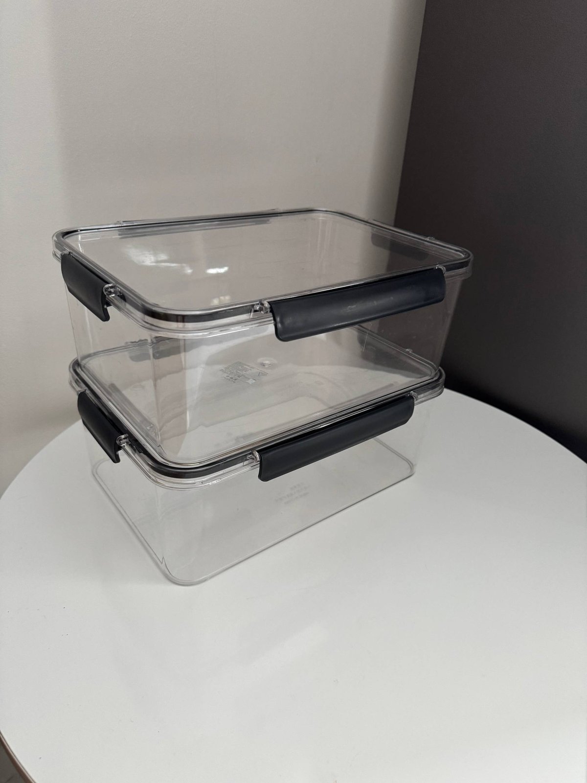西港生活用品转让 电动抽水器烧水壶桌子等